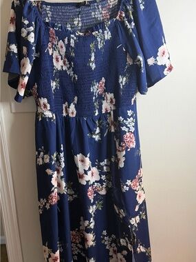 NWT BloomChic Navy Blue Floral Smocked Midi Dress Plus Size 18/20